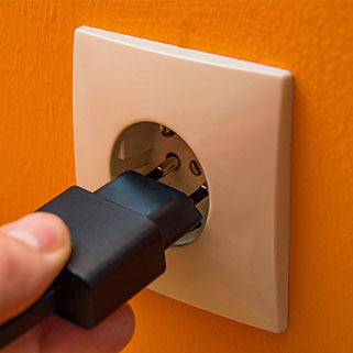 Vous protéger des risques électriques : comment faire ?