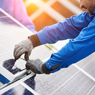 Électricité photovoltaïque : autoconsommation ou revente ?