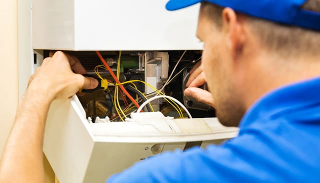 Baisse de pression de votre chaudière : causes et solutions